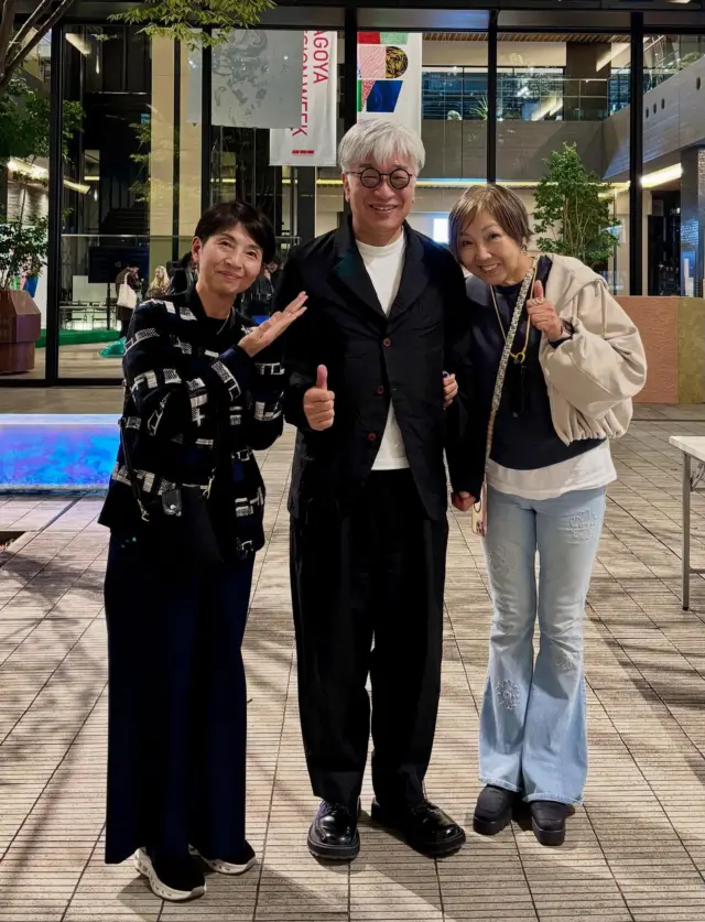 【NAGOYA DESGIN WEEK 2025終了】
NAGOYA DESGIN WEEK（NDW）
11/4(月)にて、終了いたします✨

当工房NDWイベントにご参加いただきました皆様、ありがとうございます🙇‍♀️

＊暮らしデザイン ショップラリー
11/29㈯まで開催中です。こちらをどうぞ❗️
https://nagoyadesignweek.com/shop/

尚、おいしくらし工房覚王山では、
11月事前予約制イベント参加者のみ、
スタンプを取得できます。ご了承ください✨

＊11/3 NDW クロージング
https://nagoyadesignweek.com/closingparty/

場所：グローバルゲート 1F アトリウム（屋内）
オープンエアプラザ（屋外）

■EVENT AREA
●ショートスピーチ
・矢島 大 氏
 （NDW実行委員長、株式会社博展）　 
・神谷 利徳 氏
 （神谷デザイン事務所 代表）

15年前NDWから、現在のNDWまで、時代も変わり、価値観もチェンジするデザイン業界や、デザインのお話。新旧の考えなど、楽しいトークスピーチ💕

◼️デザインスペシャルトーク

●藤崎 一郎 氏「トランプアメリカ大統領は、何者？」
デザインアソシエーションNPO理事長、
元在アメリカ合衆国日本大使

歴代アメリカ大統領～現在のトランプ大統領まで、クイズ形式で、その時代の裏トークや絡めながら日米の関係性について解説。時事問題も絡み報道解説員が、難しい政治の話をわかりやすく学べた🙇‍♀️

●小坂 竜 氏「デザインの動向とその先を読む」
（乃村工藝社チーフデザインオフィサー、A.N.D.代表）

ホテル、商業施設、富裕層のリノベーションまで、乃村工藝社の小坂さんが手掛ける物件を写真や映像で解説。ダイナミックなデザインに感動する✨

● 麻生 要一 氏「アートをつくる起業家」
アルファドライブ代表、起業家アート協会代表理事

企業の新規事業支援のリーディングカンパニー(株)アルファドライブ代表でもある、起業家アーティスト 麻生要一の起業とアートのお話✨

●長谷川 寛 氏「豊かな日常をデザインする」
竹中工務店 名古屋支店 設計部長

この地域で手掛けた大型物件のコンセプトや建築概要などを紹介。星が丘テラス、中日ビルなど、ランドマーク的な物件の紹介。素晴らしいです✨

●服部 友厚 氏「“誰でもない誰か”が踏み出す、最初の一歩」
CASADUY ／ UTAC

地元企業のブランディングから、スタートアップ会社との並走など、Webだけに限らず活躍の場を広げている。八百彦、愛知ドビーなど✨

●野中あつみ氏 &三谷 裕樹氏「新しい建築の当事者」
ナノメートルアーキテクチャー

大阪・関西万博サテライトスタジオ東・あつた nagAya ・鈴波　栄 森の地下街店など、話題の建築物を次々と発表中❣️
 
●ライブパフォーマンス
・辻 將成 氏（現代美術家・ダンサー）

空間と身体をテーマに作品を制作している。絵の具の上を、ダンスしながらアート完成✨

つぎに　
【乾 杯】
特別協賛 株式会社 MTG 
代表取締役社長　松下　剛氏❣️

ご多忙のところ
ご出席ありがとうございます✨

■FOOD AREA
飲食屋台ブース
＊SUNDAY FULLER CAFE
（カフェ、クロッフル、アルコール）
＊knot
（ドーナツ、クラフトビール）
＊BAR kivi
（クラフトジン）
＊Troy's American BBQ 奈美ちゃんのお店
（バーベキュー、ビール）
＊SUNDAY WINE CLAB
（ワイン）
＊ひねもすのたり
（蕎麦）

■クラブNDW　 DJ 若旦那

おいしくいただきました。ごちそうさま！
DJも素敵でした

日常と共にあるデザインを発見し
楽しむ2週間❣️

ご準備よりご尽力いただきました、
実行委員会の皆様に厚く御礼申し上げます🙇‍♀

来年も開催と伺いました！
おいしくらし工房覚王山も参加予定です💕

どうぞよろしくお願いいたします😊

おいしくらし工房覚王山
水谷陽子

@nagoya_designweek 
@oishi_kurashi65 

#NDW2025 
#NagoyaDesignWeek 
#ナゴヤデザインウィーク 
#クロージングパーティ 
#デザインって日常だ 
#おいしくらし工房覚王山
#ここライフ100